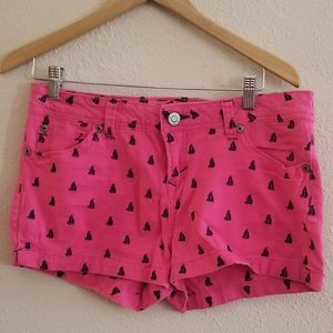 Wallflower junior hot pink shorts size 13